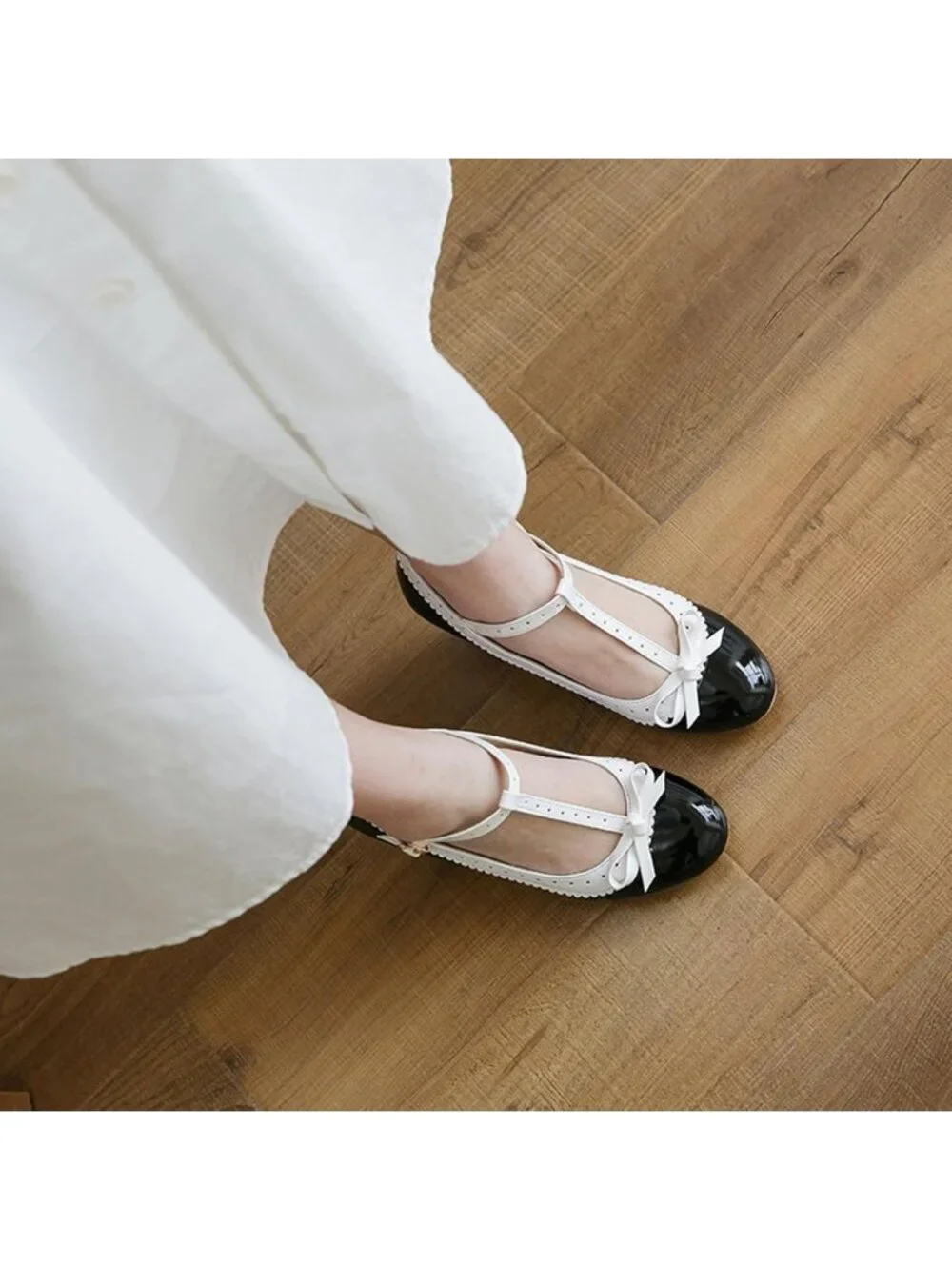 Stylish Rockabilly T-Strap Mary Jane Block Heel Closed Toe Pumps for Women
